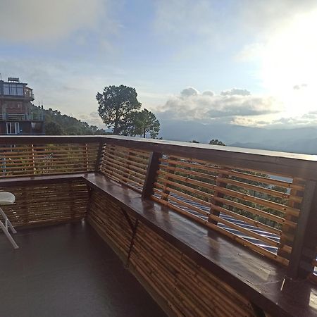 Himalayan Hobbit House Hotel Almora Exterior foto